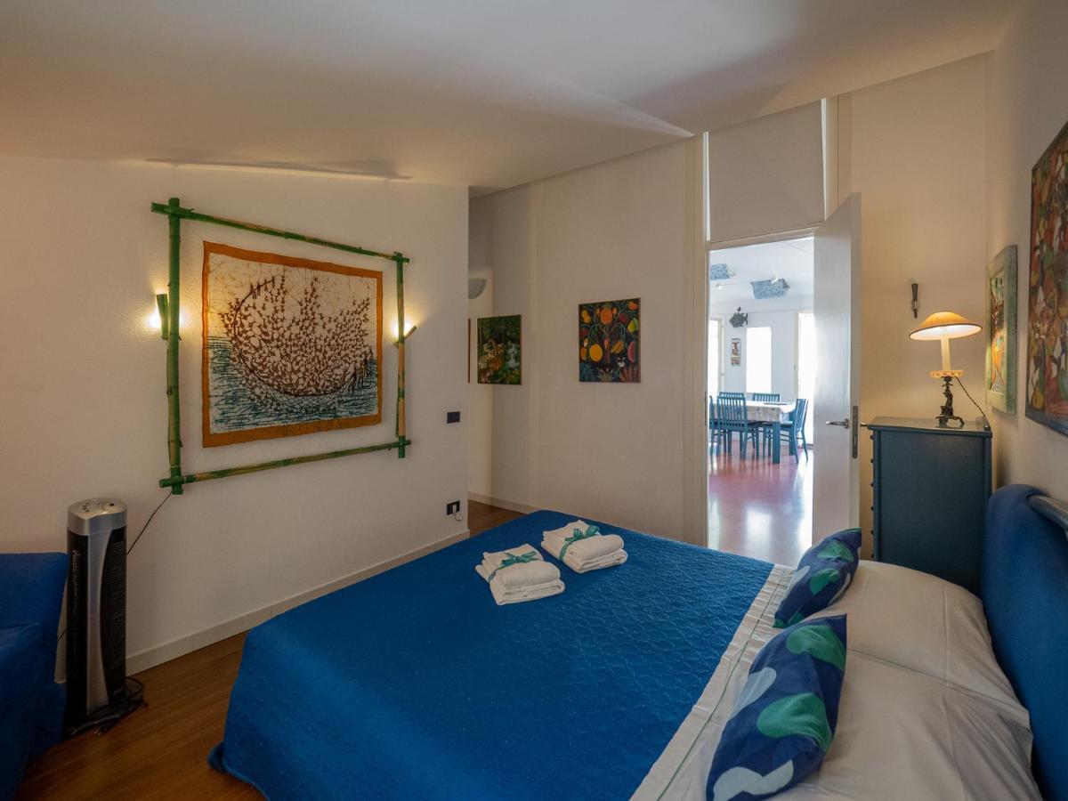 Lassu Apartment With View Vernazza Esterno foto
