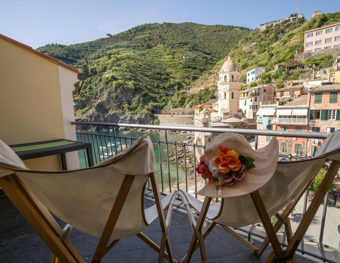 Lassu Apartment With View Vernazza Esterno foto